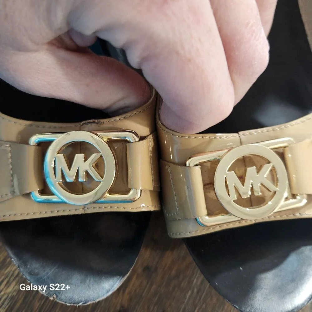 Michael Kors MK Logo Slingback Wedge Sandals Tan Patent Leather 7